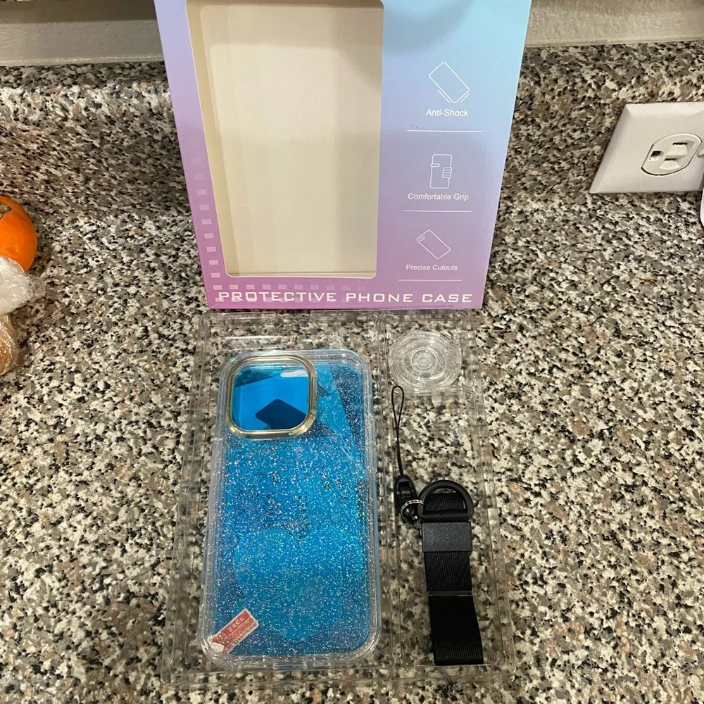 iPhone case kit iPhone 14 6”1 sparkling Glitter Case